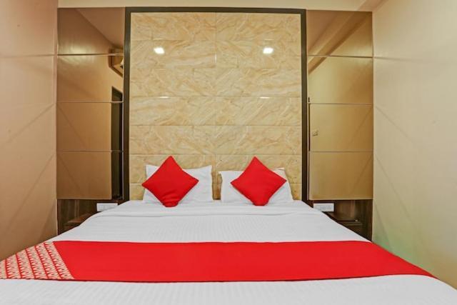 Hotel Amfahh - Andheri West Railway Station Mumbai Dış mekan fotoğraf