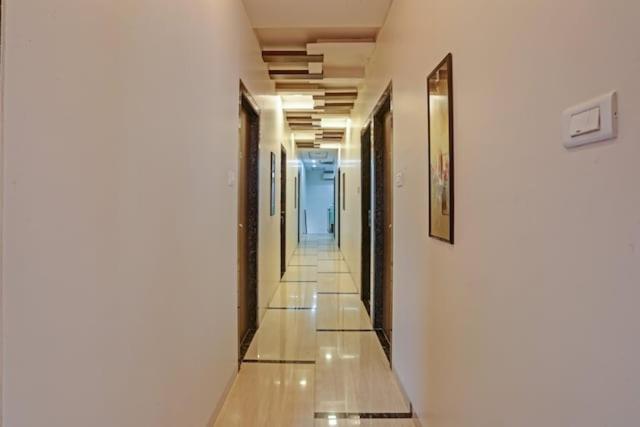 Hotel Amfahh - Andheri West Railway Station Mumbai Dış mekan fotoğraf