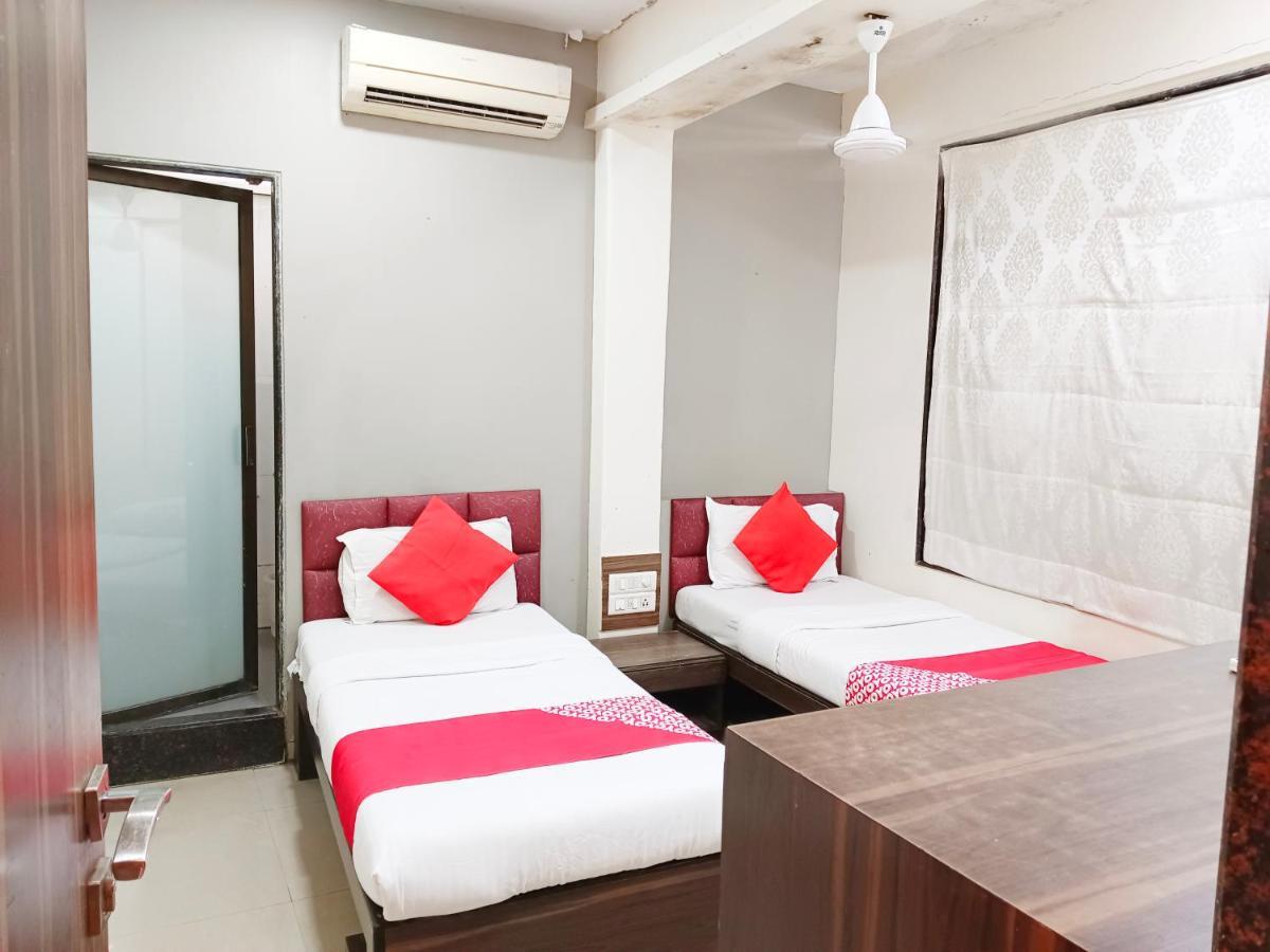 Hotel Amfahh - Andheri West Railway Station Mumbai Dış mekan fotoğraf