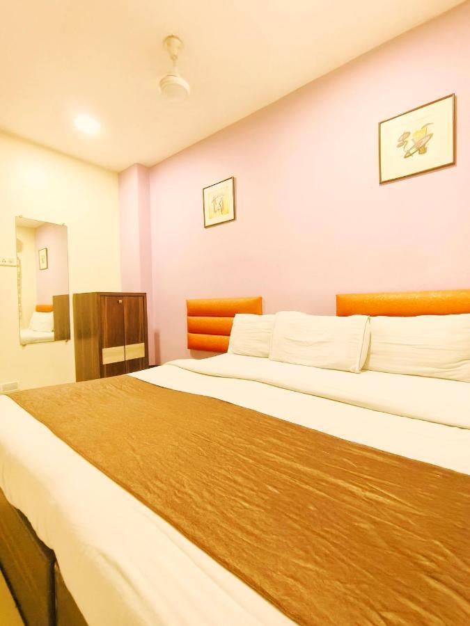 Hotel Amfahh - Andheri West Railway Station Mumbai Dış mekan fotoğraf